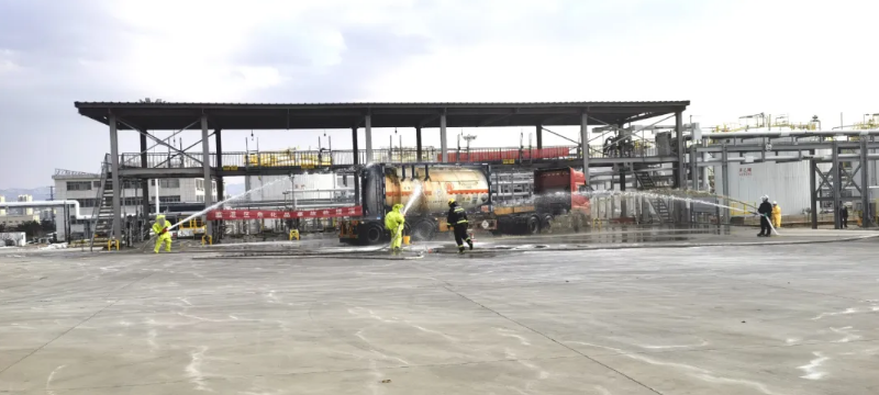 临港区举行道路交通事故专项应急救援演练