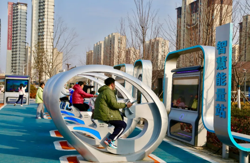 新春走基层｜中法低碳生态城·青年体育公园里的“健康年味”