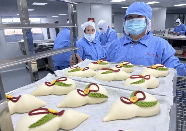 新春走基层 | “福马”迎春订单忙，临港花饽饽香飘全国