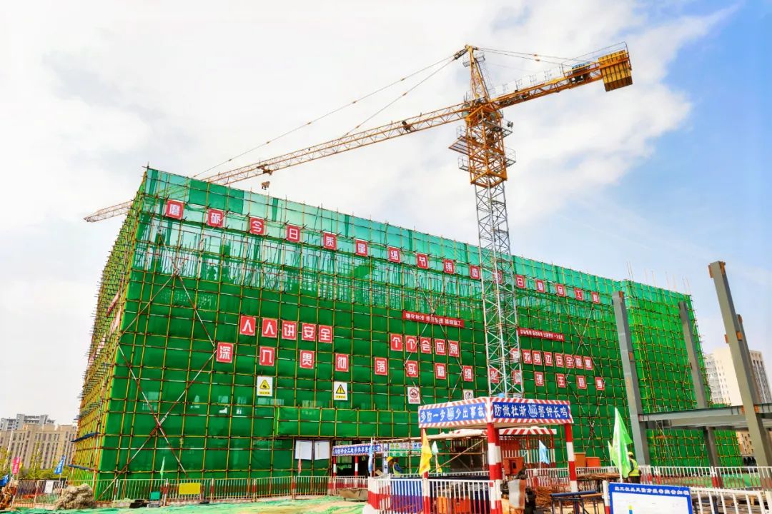 临港区：提速项目建设 打造现代服务业“新引擎”