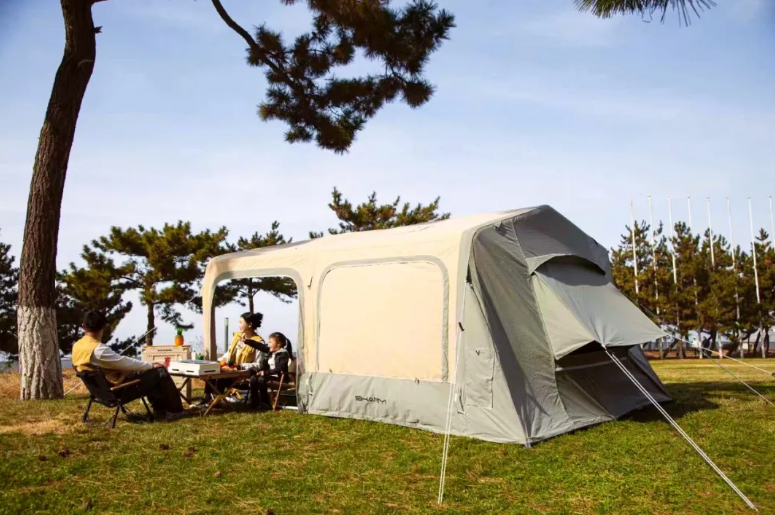 “春日经济”持续升温，临港户外电商订单旺